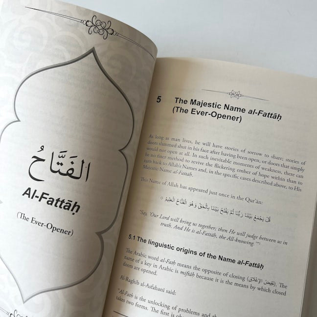 A Life With The Divine - 25 Names of Allah and their everyday expressions in life